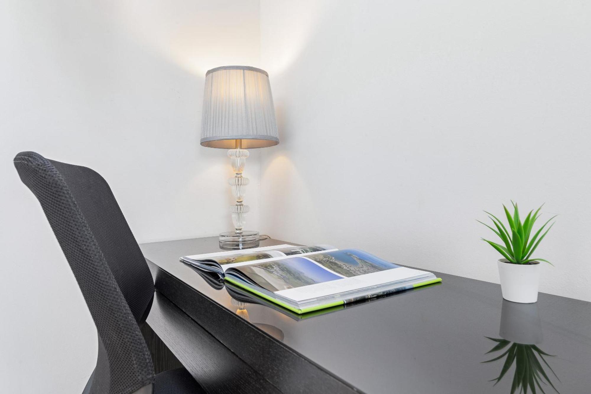 Luxury 4-Bedroom Modern Flat In Central London Steps From Station, Sleeps 9 In Style! Exterior foto