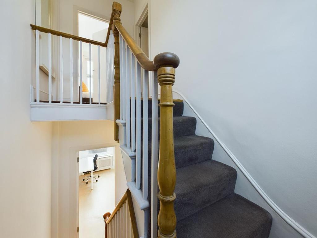 Luxury 4-Bedroom Modern Flat In Central London Steps From Station, Sleeps 9 In Style! Cameră foto